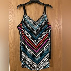 Trimshaper swimsuit top. Flowy top design, comes to a point. Sz 24W